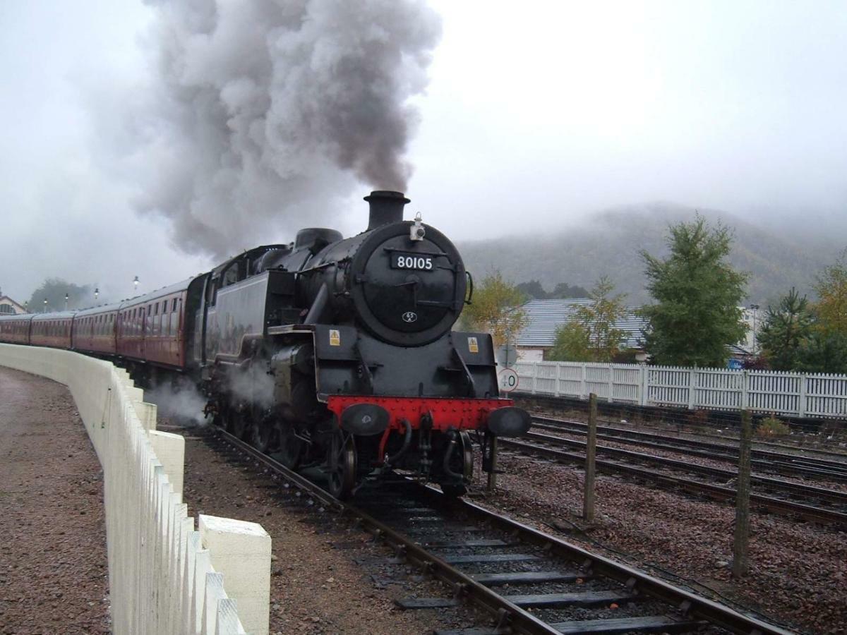 Honeydukes Holiday Lodge, Boat Of Garten, Aviemore エクステリア 写真